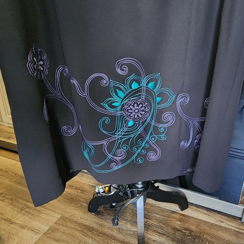 AMANDA SMITH DRESS - Picture 2 of 7